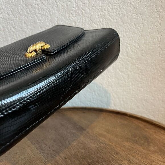 Gucci Vintage Black Embossed Leather Fold-Over Clutch Bag Purse Women's - Picture 4 of 9